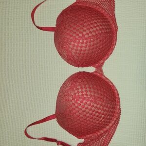 Victoria's Secret Very Sexy push-up bra, 36DDD, red